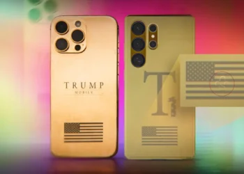 Trump Mobile T1 Telefonunun Aslında Bir HTC Klonu Olduğu Ortaya Çıktı