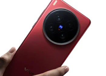 Vivo X500 Ultra’da 10x Zoom Planları İptal Edildi