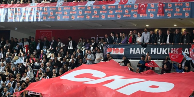 Kılıçdaroğlu’na ‘butlan’ tepkileri dinmiyor: 84 CHP’li eski vekil daha ‘hemen kurultay’ dedi